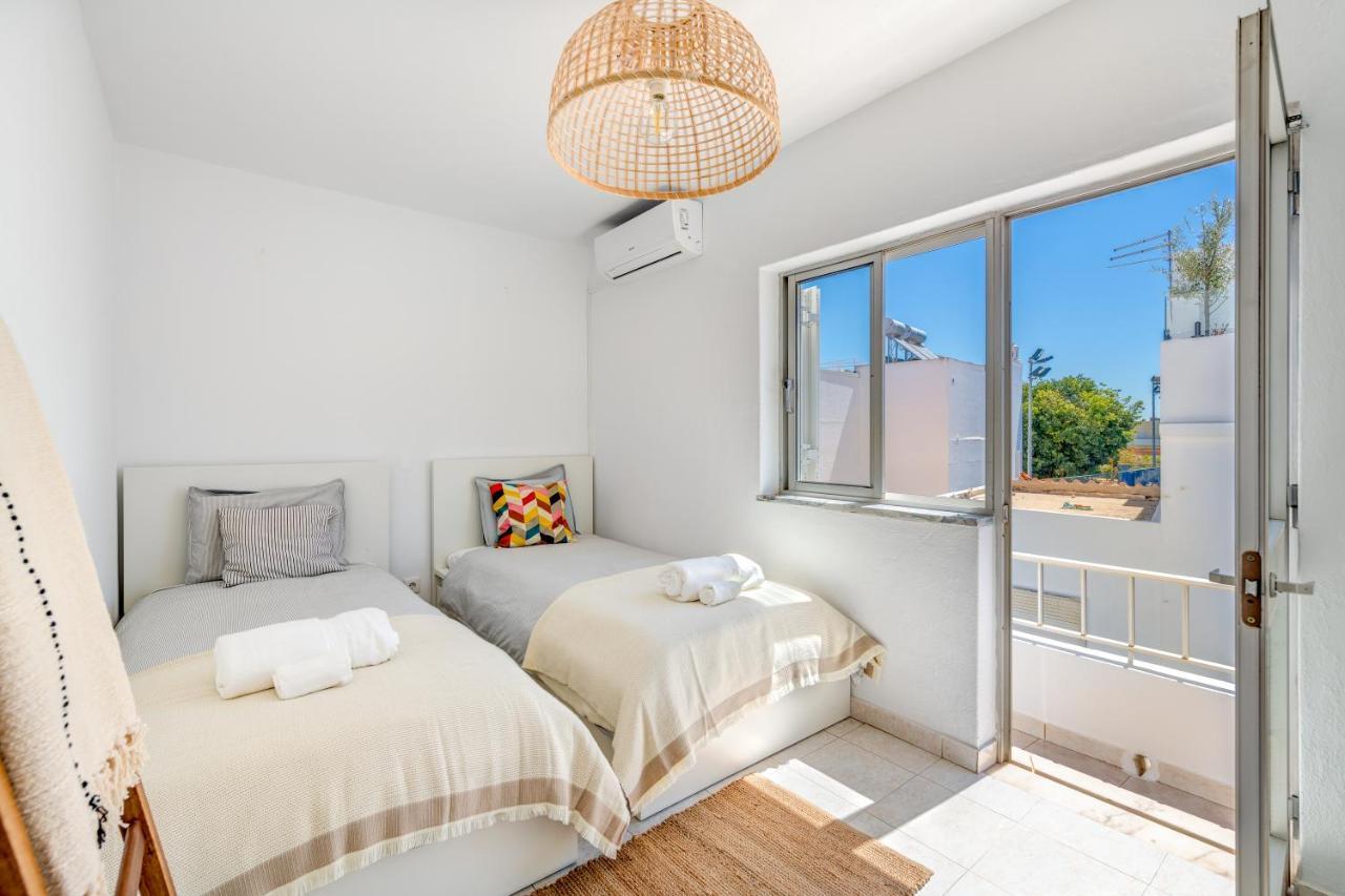 Casa Dos Amigos Apartment อัลวอร์ ภายนอก รูปภาพ